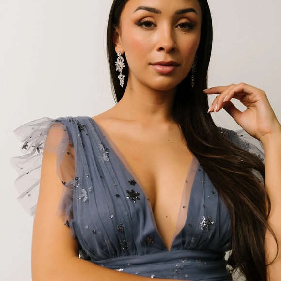 Beautiful maxi dress - great for weddings/special events! - Picture 3 of 3